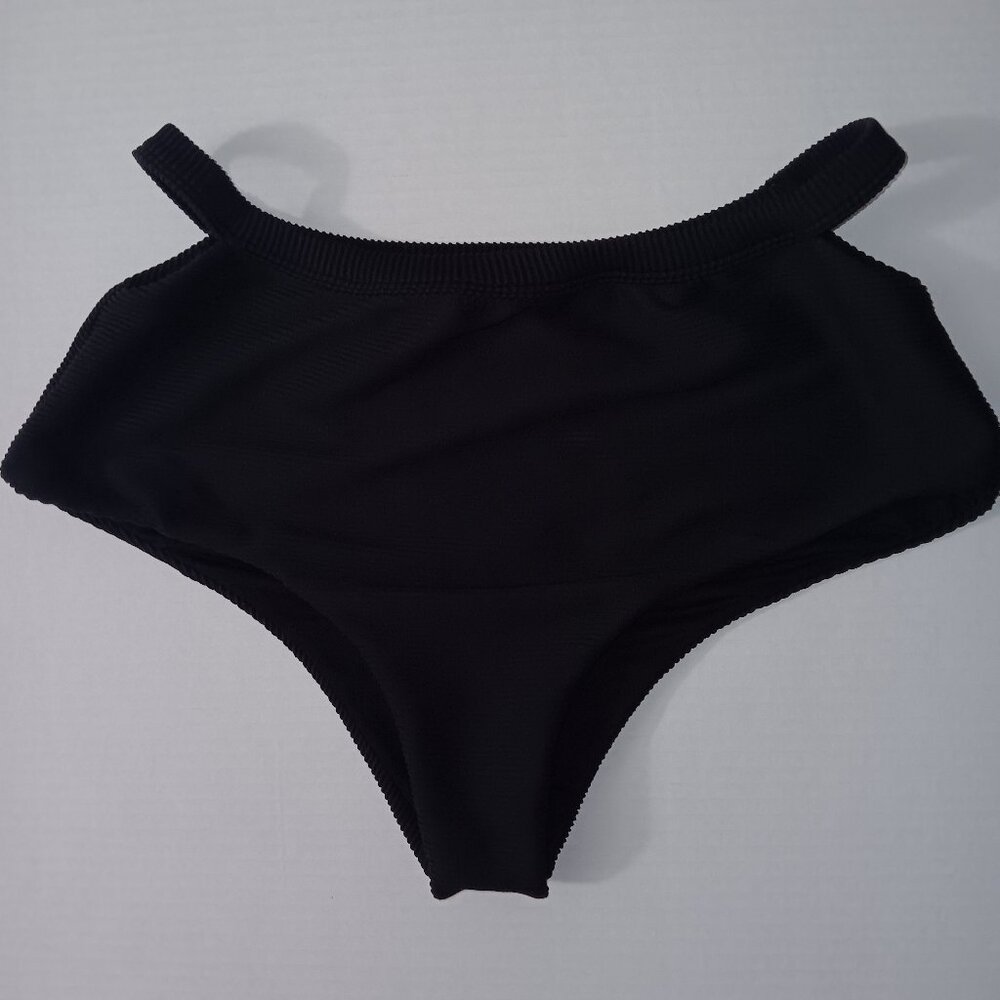 BILLABONG RIBBED BIKINI BOTTOMS SIZE MEDIUM